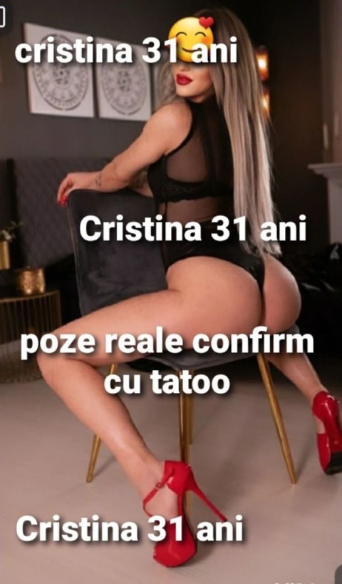 1 hour session with a stunning European model in Wolverhampton