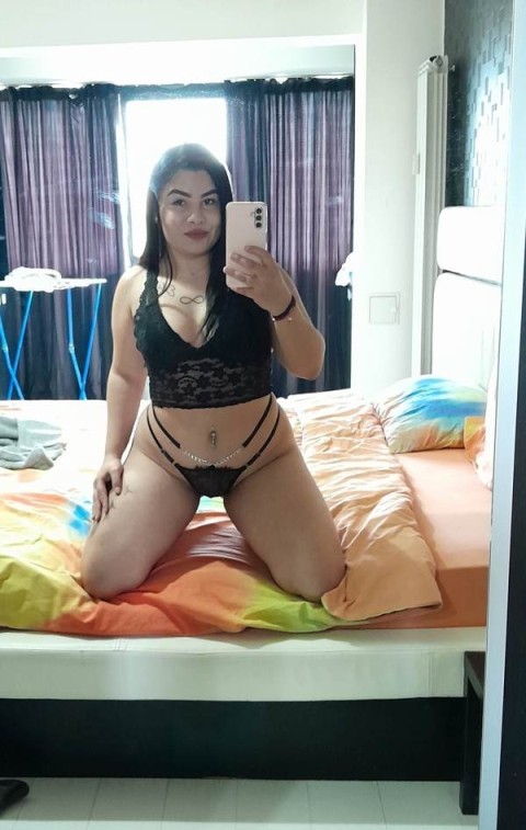 A1 Girls: Welcome to Dudley with Real Pictures Only!