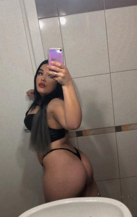 Adina – Your Weekend Special Escort in Edinburgh Old Town