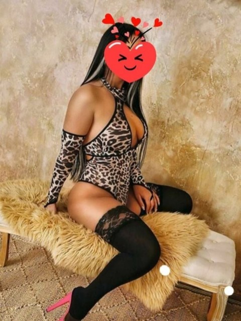 Adult Dates with a Sensational Blonde in Coventry