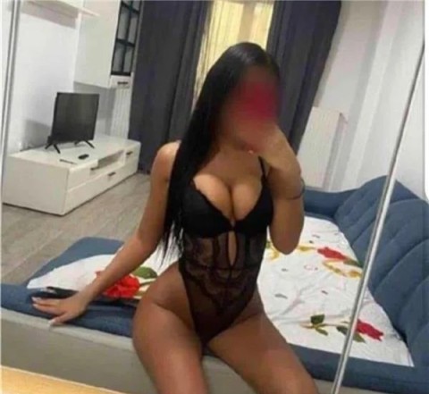 Andra: Your Independent Dominatrix in Leicester