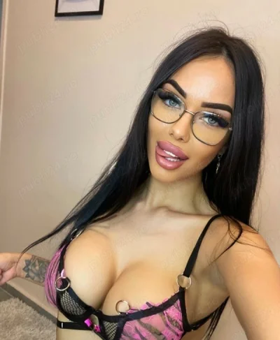 Available Now for Discreet Indulgence in Halesowen