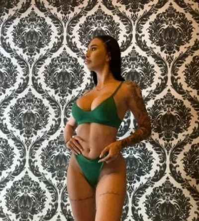 Bianca: Your Elegant Bucks Escorts Companion in Wednesbury