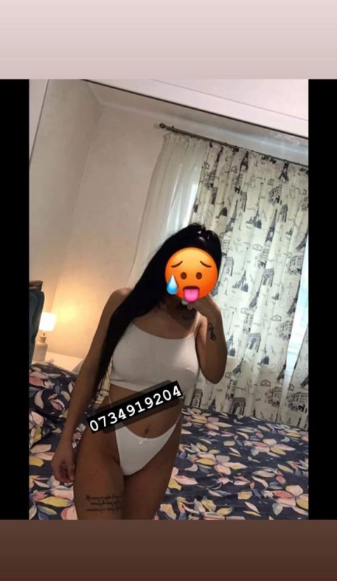 Blonde escorts in Dudley – Meet Jasmine