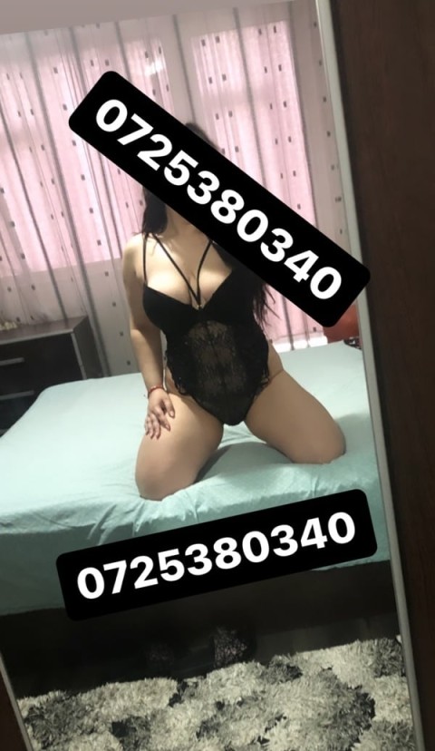Brunette Escorts Offering Discreet Companionship in Coventry