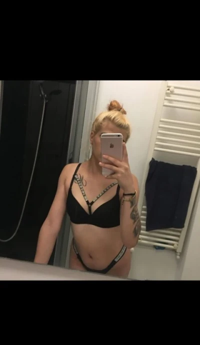 Bucks Escorts: Meet A Charming Companion in Coventry