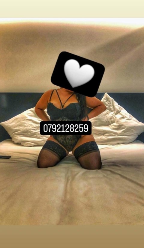 Charming British Escorts Ready to Enchant You – Meet Anays in Sandwell