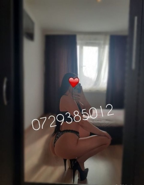 Curvy Latina Escort Incall Experience in Walsall