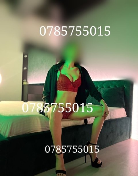 Delightful party girl duo escorts in Banbury