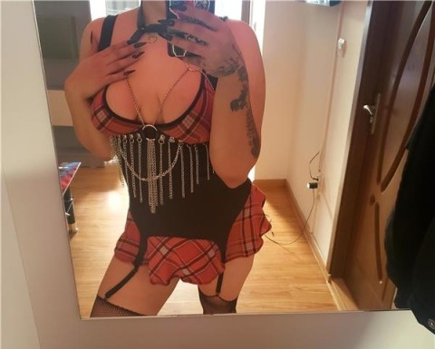 Discover a Unique CBt Mistress Experience in Dudley