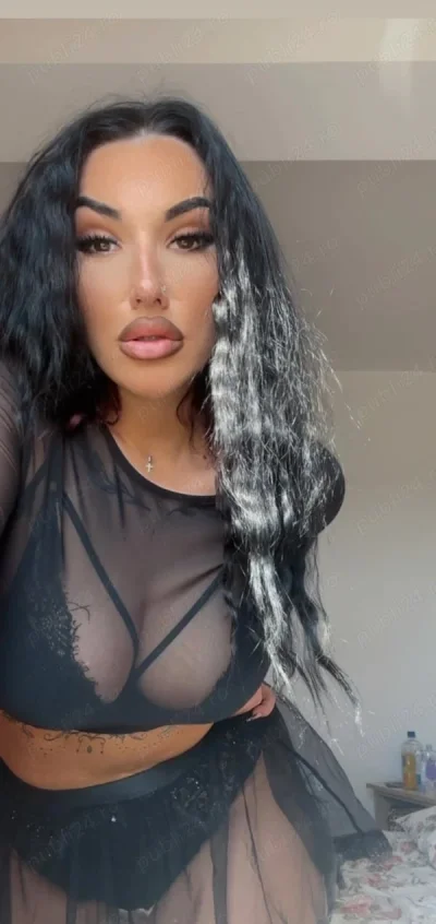 Discover asian girls in london with Rebeca in Kidderminster