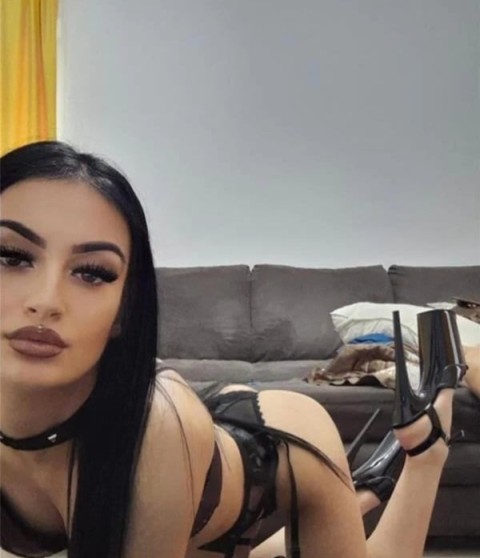 Discover Asian Massage and Full Service with Crina in Derby