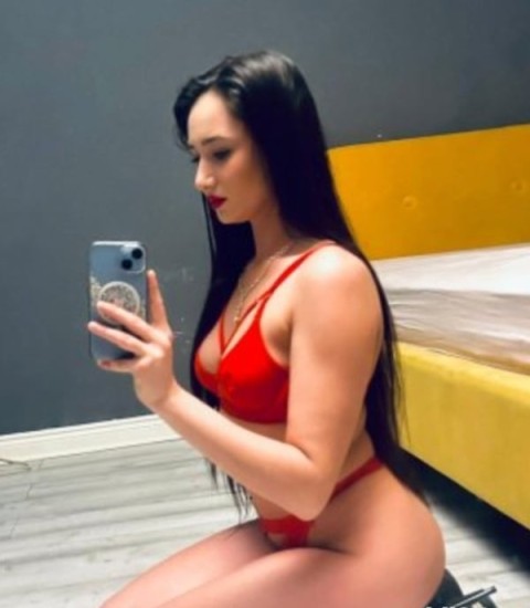 Discover Budget Escorts in Walsall: Meet Ailin