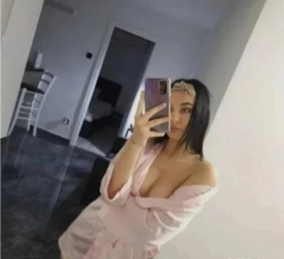 Discover Busty Escorts for a Charming Encounter