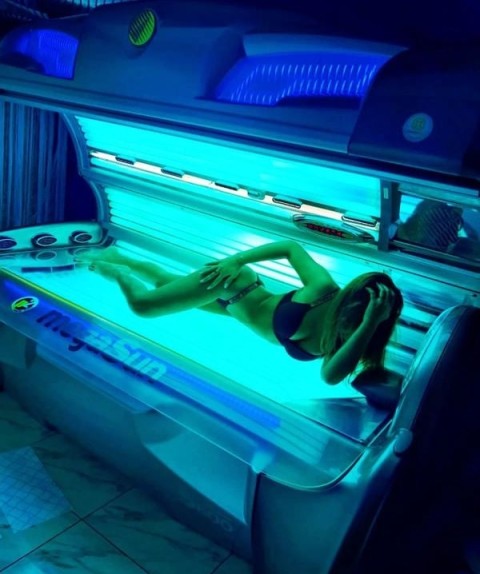 Discover Day Rates with Elegant European Escorts in Leicester