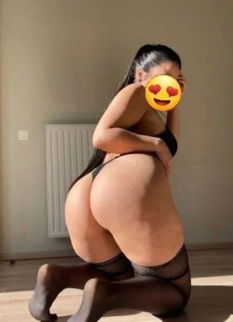Discover Late Night Delights with Sofia in Leicester
