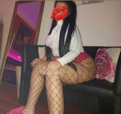 Discover Leamington Spa’s Finest: Crossdresser Delight