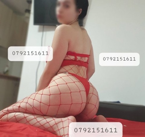Discover Manchester Escorts with Ada’s Innocent Look
