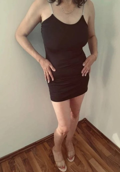 Discover Milton Keynes with Elegant Bianca – Your Perfect Companion
