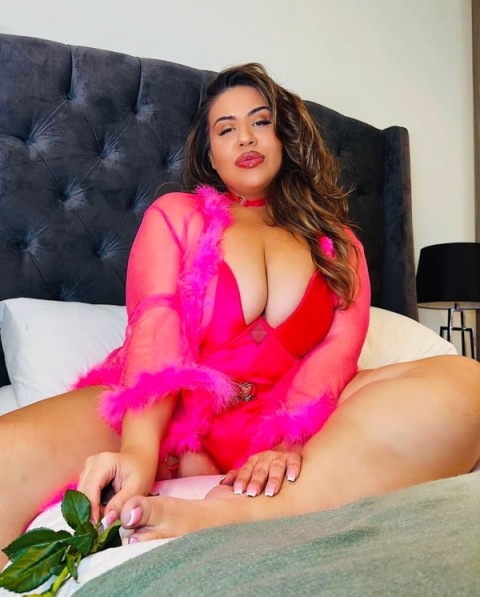 Discover Petite Escorts in Bromsgrove – The Ultimate GFE Experience