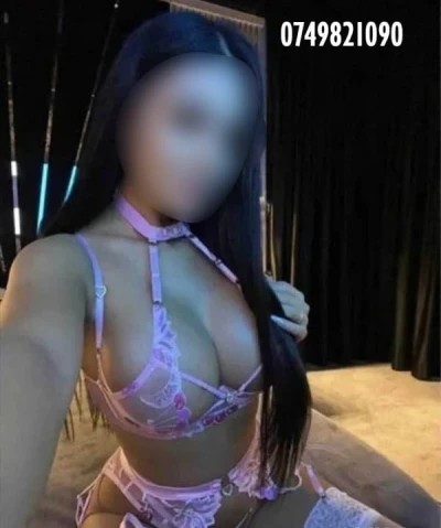Discover Scotland Escorts in Leamington Spa