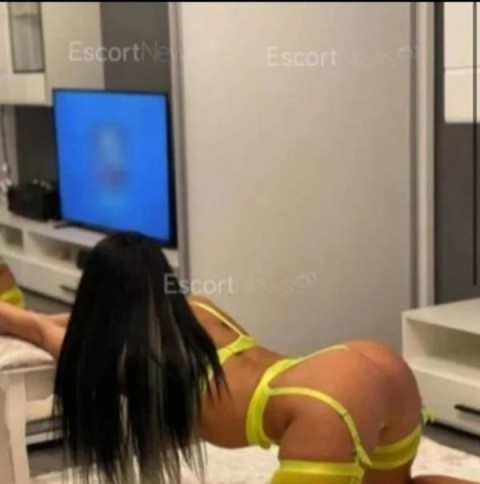 Discover tall escorts for an unforgettable experience in Halesowen