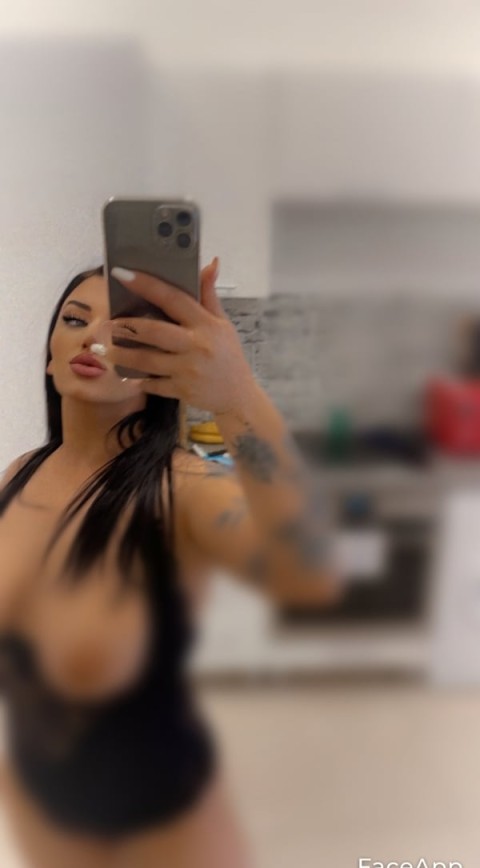 Discover the allure of 30s escorts with Bianca in Wolverhampton!