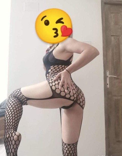 Discover the Allure of Natural Busty Girls in Leamington Spa