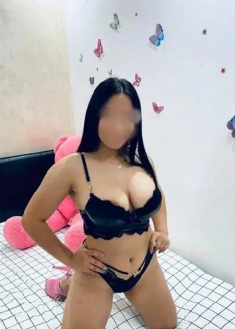 Discover the Best Edinburgh Adult Service for a Bubbly Experience