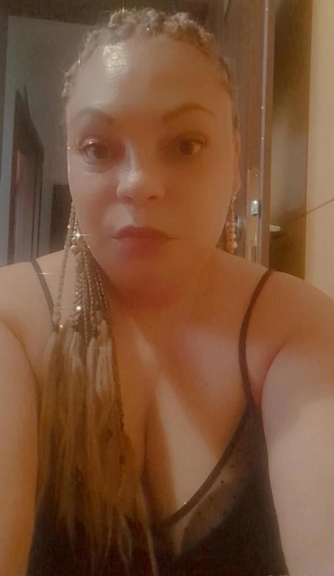 Discover the best mature escorts in Derby