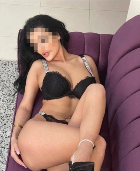 Discover the Best Party Girls in Leicester