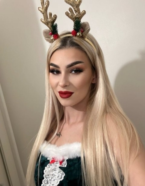 Discover the Charm of Asian Girls in London: A Unique Experience