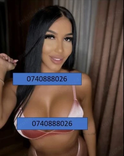 Discover the Charm of Leicester Sexy Girls with Denisa