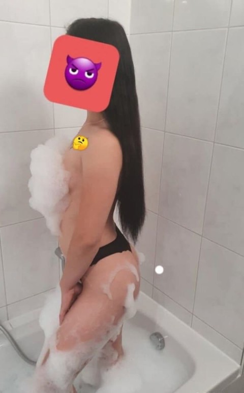 Discover the Charm of Oana: Your go-to UK escorts in Kidderminster