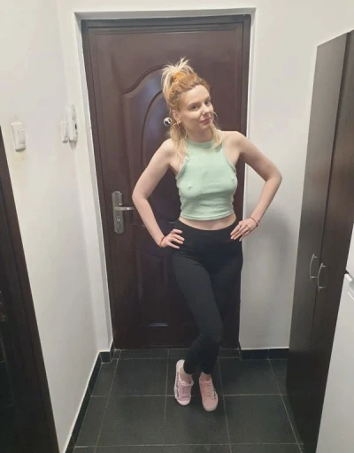 Discover the Charm of Petite Escorts, available on whatsapp