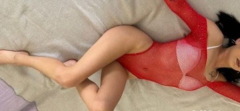 Discover Yasmin: Your Delightful Asian Girls in London Encounter