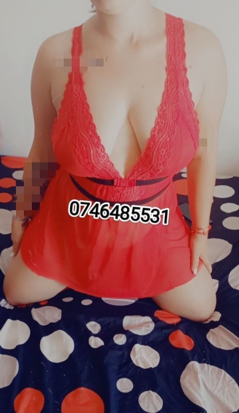 Discreet and Classy: Meet Eva for a Luxurious Experience