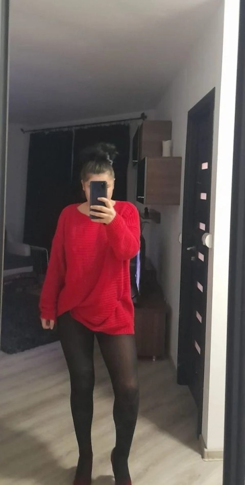Discreet ts escorts in Dudley – Experience Elegance with Noua