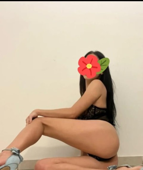 Ela’s Girlfriend Experience Awaits You in Alvechurch