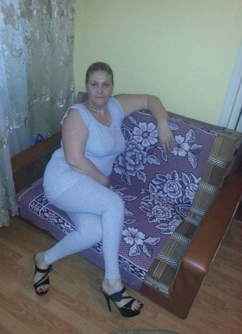 Elegant Escort with Natural Hair Colour in Leicester