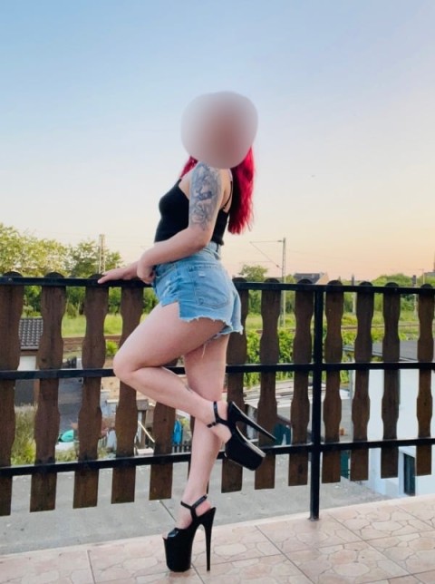 Elegant Paris Escorts in Walsall