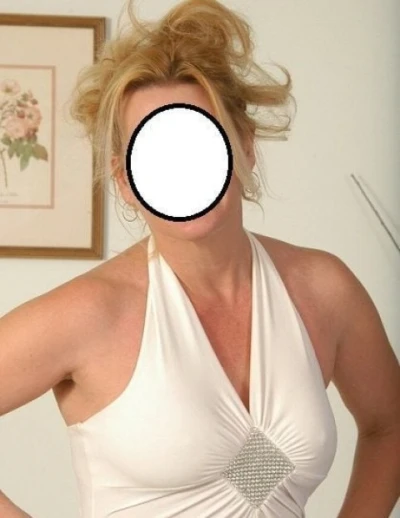Elegant Party Girl Duo Escorts Ready to Enchant in Derby