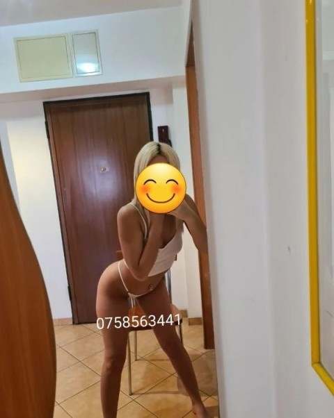 Enjoy a VIP escort for dinner date in Banbury