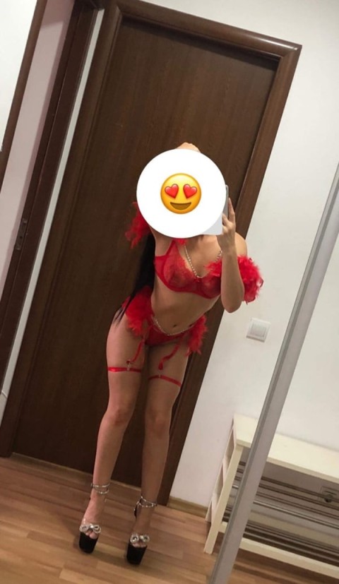 Enjoy Mixed Race Escorts in Stourbridge for an Unforgettable Experience