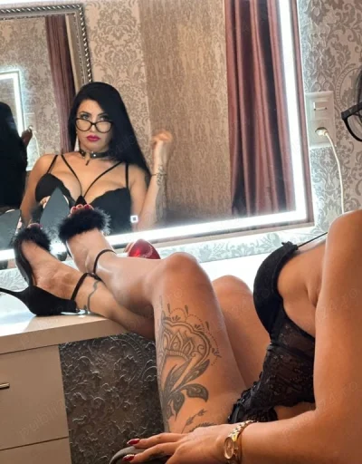 Escort Reviews: Elegant Companions in Alvechurch