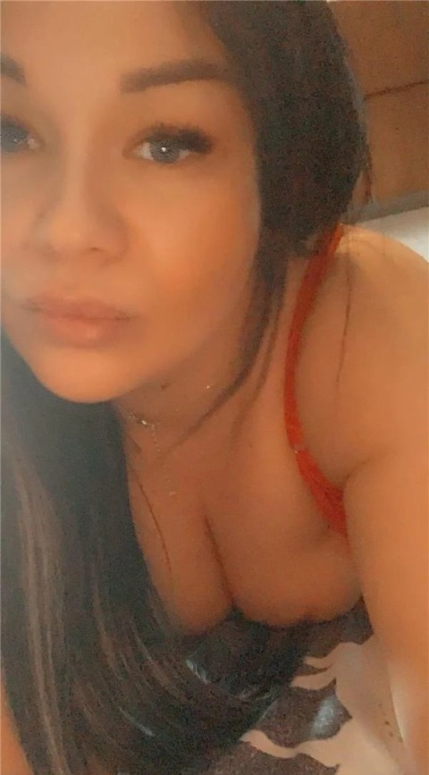 Escort Services with Size 10 Girls in Stafford