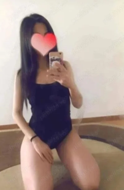 Exciting roleplay with a stunning Latina escort in Dudley