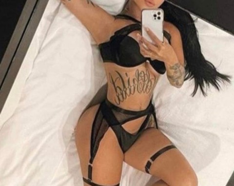 Experience a discreet incall apartment with a passionate companion