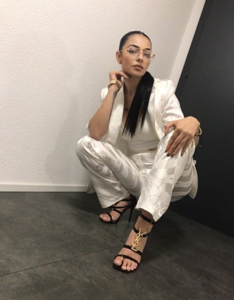 Experience a Discreet Incall Apartment in Coventry