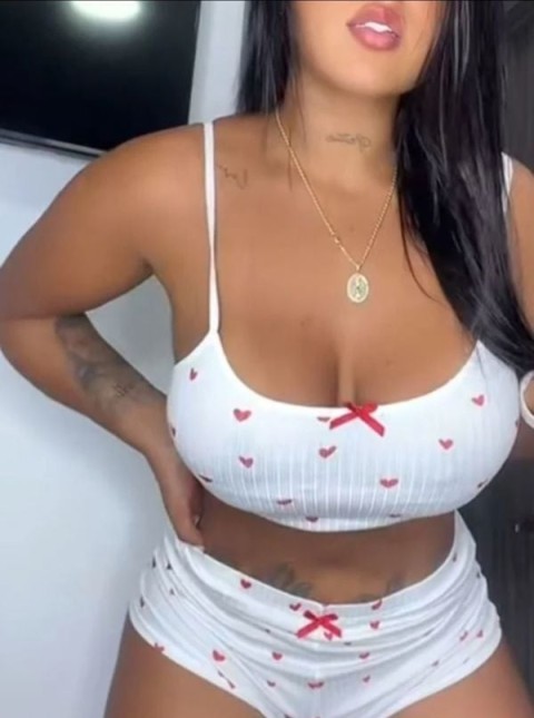 Experience a fetish friendly dominatrix in Coventry